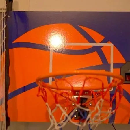 Dream Retreat Luxury With Super King Bed, Pool Table - Free Parking *