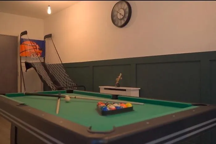 Apartment Dream Retreat Luxury With Super King Bed, Pool Table - Free Parking Bradford (West Yorkshire)